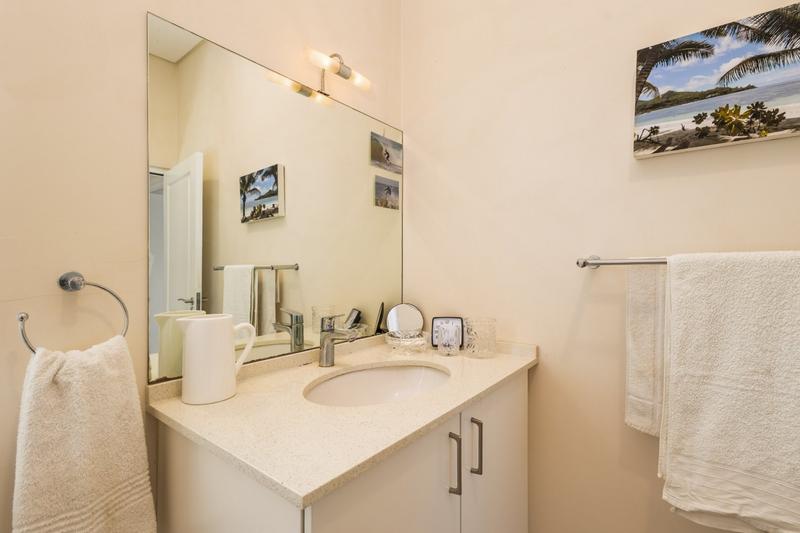 3 Bedroom Property for Sale in Baron View Western Cape
